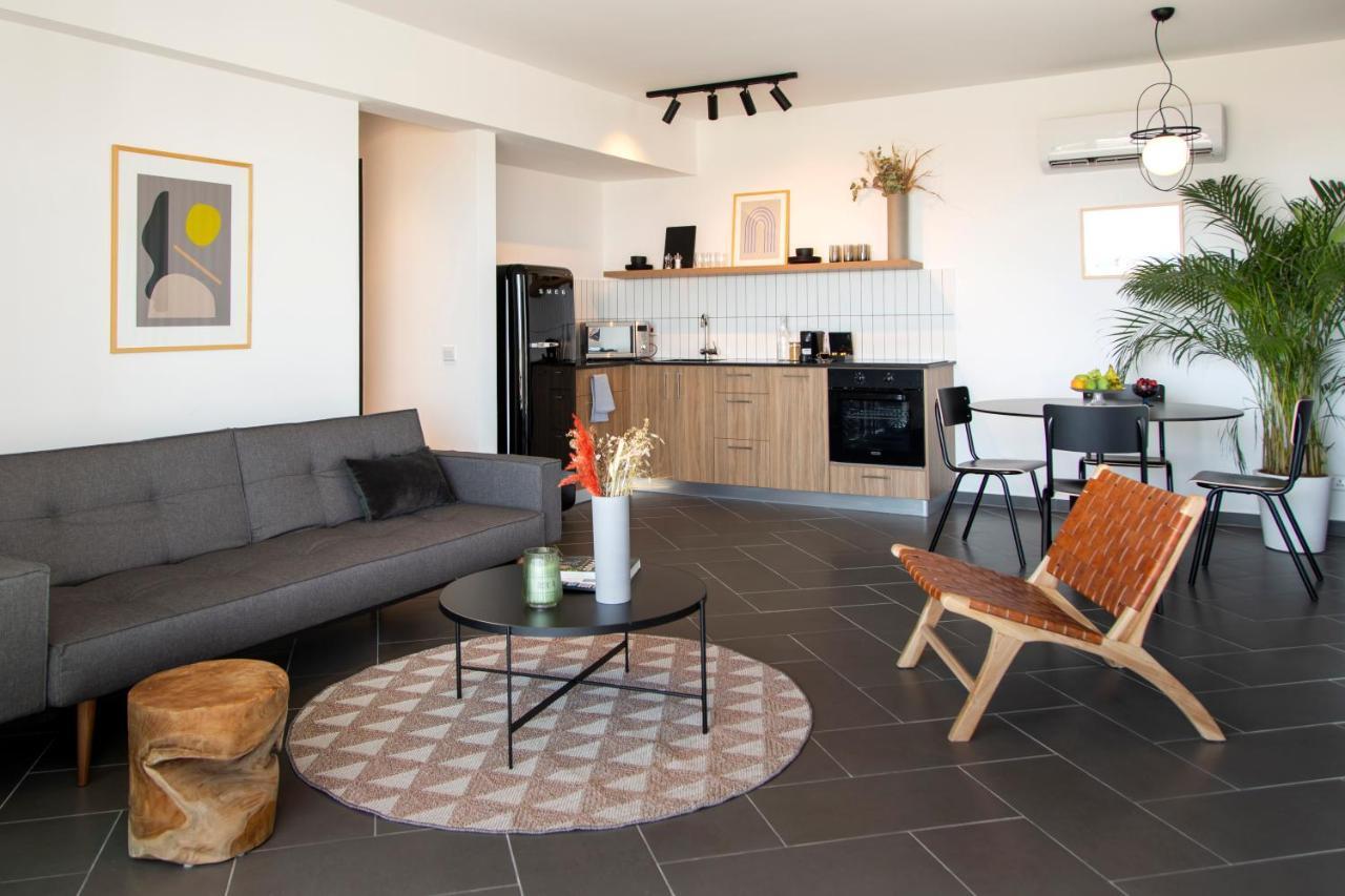 Liv Urban Suites Larnaca Dış mekan fotoğraf