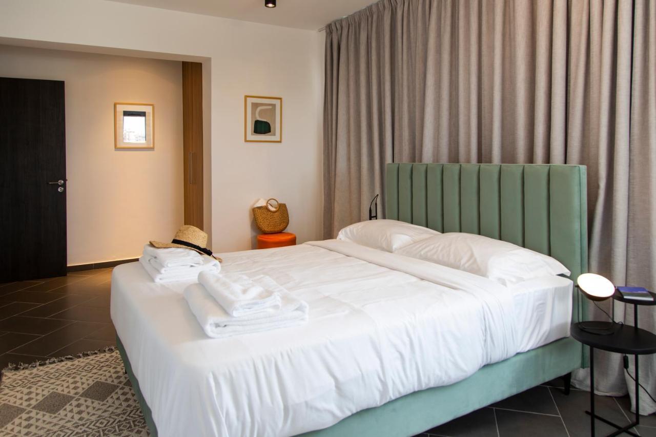 Liv Urban Suites Larnaca Dış mekan fotoğraf