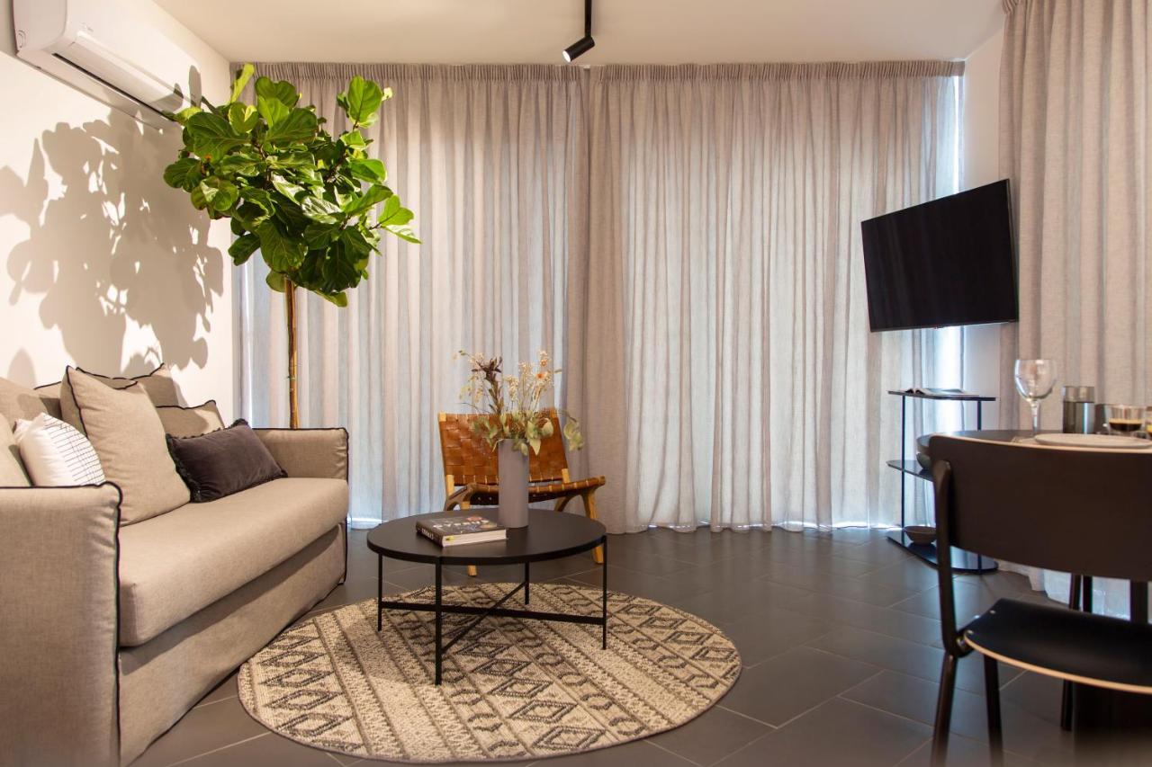 Liv Urban Suites Larnaca Dış mekan fotoğraf